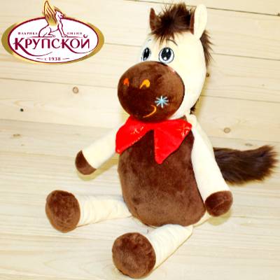Сладкий новогодний подарок от фабрики имени Крупской в мягкой игрушке в Лобне